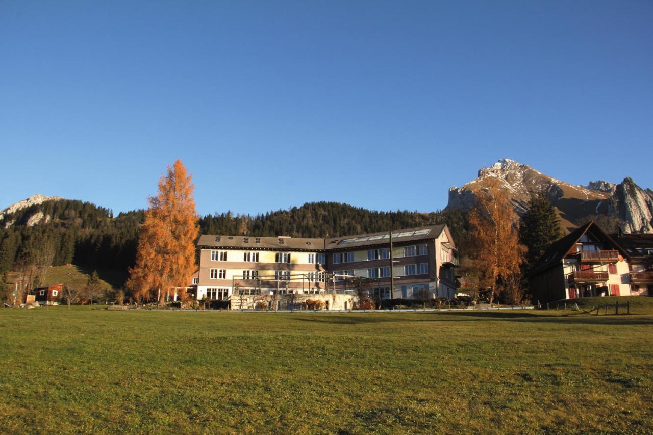 Kurhaus Sunnehus Hotel Wildhaus Exterior foto